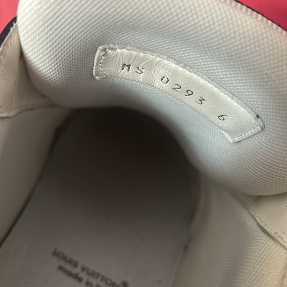 LV SHOES - Picture 4 of 7